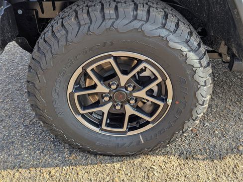 New 2026 Jeep Wrangler Rubicon image 25