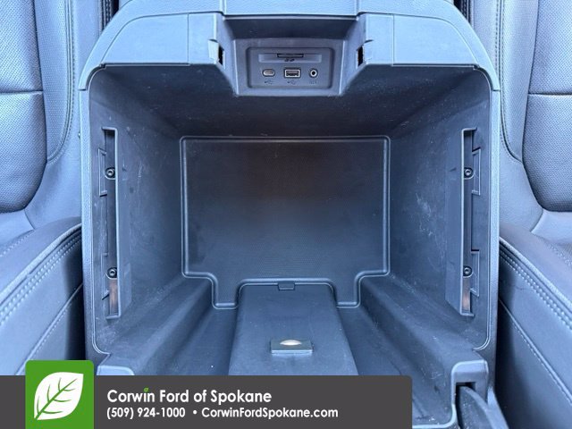 Used 2022 Chevrolet Silverado 1500 High Country AWD/4WD image 32
