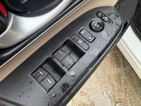 Certified 2018 Honda CR-V EX-L image 12