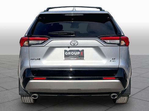 Used 2025 Toyota RAV4 SE AWD/4WD image 4
