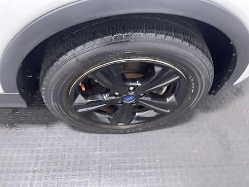 Used 2015 Ford Escape SE AWD/4WD image 28