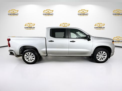 Used 2022 Chevrolet Silverado 1500 Custom RWD image 9