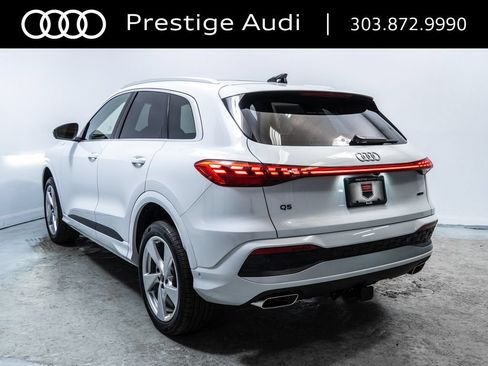 Used 2025 Audi Q5 Premium Plus w/ Premium Plus AWD/4WD image 3