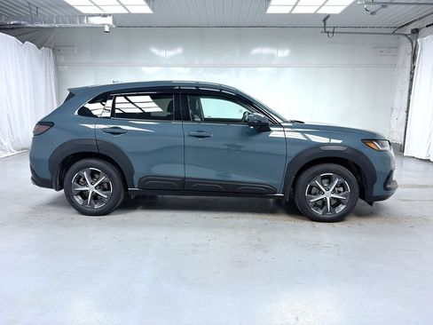 Used 2024 Honda HR-V EX-L image 10