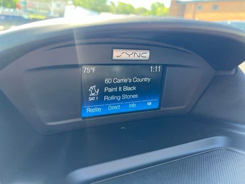 Certified 2017 Ford Escape SE FWD image 12