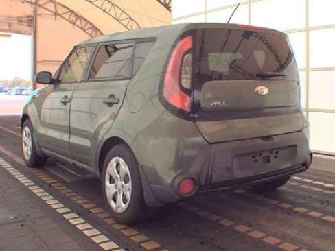 Used 2014 Kia Soul FWD image 3