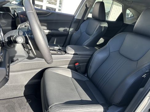 Used 2025 Lexus NX 250 FWD w/ Accessory Package (2T) image 10