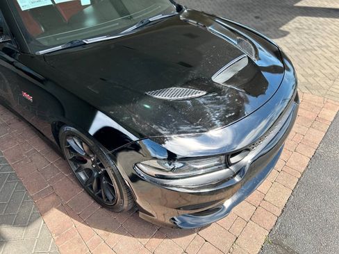Used 2018 Dodge Charger R/T Scat Pack RWD image 27