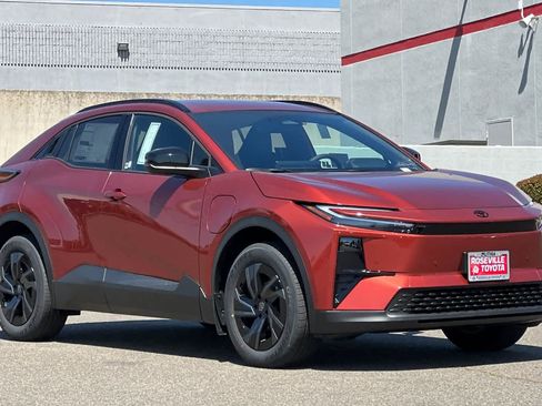 New 2026 Toyota C-HR AWD/4WD image 9