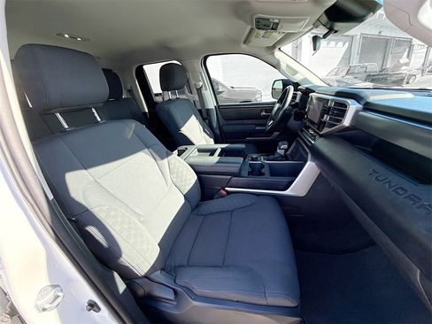 Used 2022 Toyota Tundra SR5 image 31