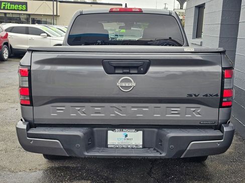 Used 2023 Nissan Frontier SV w/ Midnight Edition Package image 4