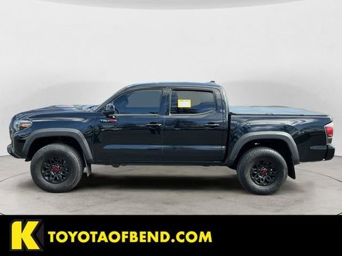 Used 2019 Toyota Tacoma TRD Pro image 2