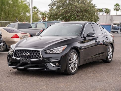 Used 2018 INFINITI Q50 Luxe image 3