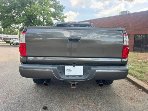 Used 2006 Toyota Tundra Darrell Waltrip Edition RWD image 12