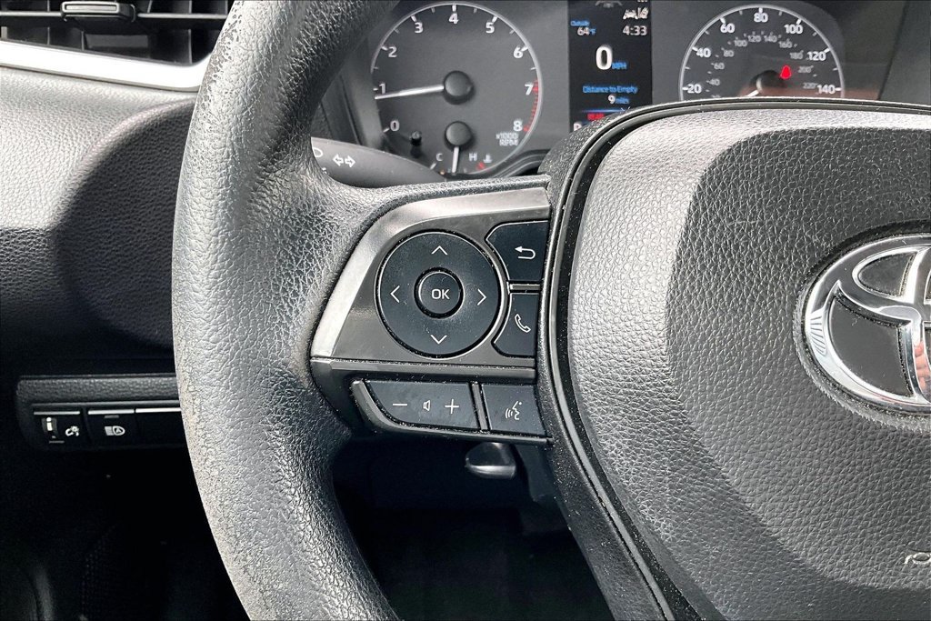 Used 2024 Toyota Corolla LE FWD image 18