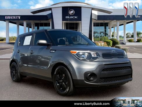 Used 2019 Kia Soul FWD image 1