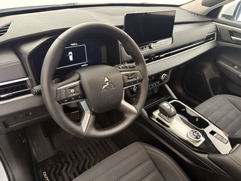 Used 2026 Mitsubishi Outlander SE AWD/4WD image 18