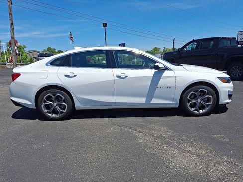 Used 2024 Chevrolet Malibu LT FWD image 7
