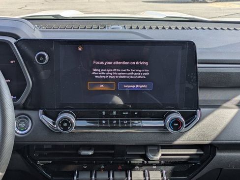 New 2026 Chevrolet Colorado W/T image 17