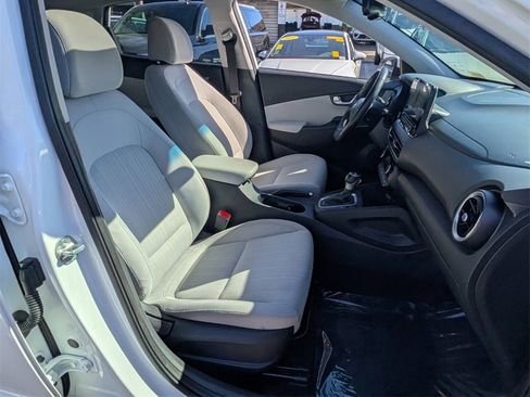 Used 2023 Hyundai Kona SEL w/ Convenience Package image 17
