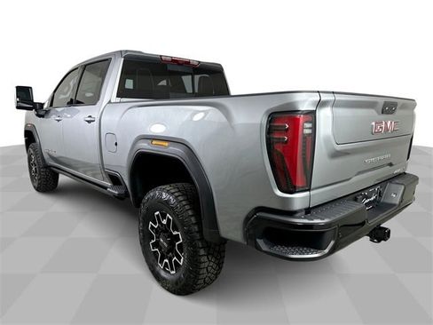 New 2026 GMC Sierra 2500 AT4X image 6