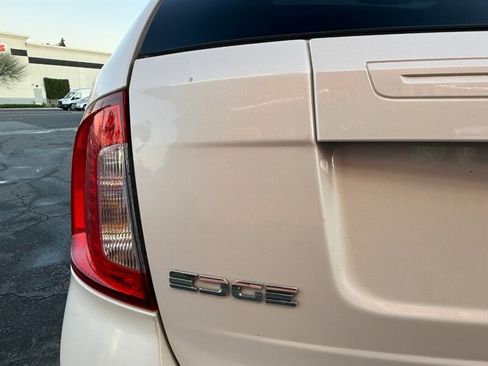 Used 2011 Ford Edge SEL w/ 202A Rapid Spec Order Code image 11