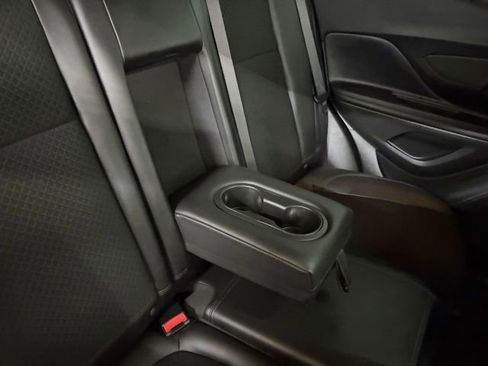 Used 2018 Buick Encore Preferred image 20