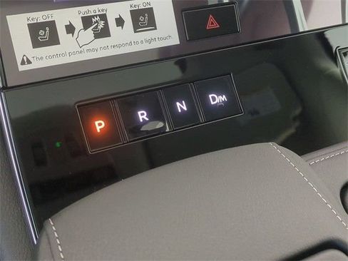 Certified 2025 INFINITI QX80 Pure AWD/4WD image 24