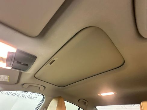 Used 2020 Nissan Sentra SV w/ SV Premium Package image 7