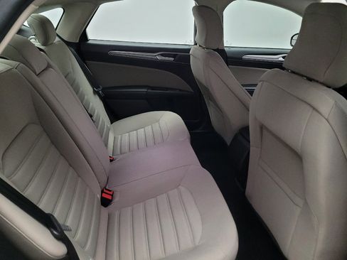 Used 2018 Ford Fusion S FWD image 19
