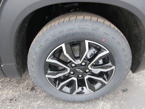 New 2026 Chevrolet TrailBlazer ACTIV w/ Convenience Package FWD image 9