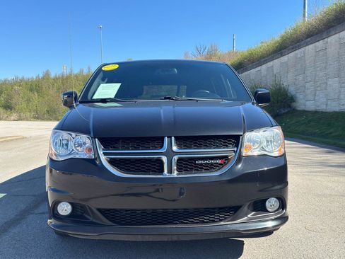 Used 2019 Dodge Grand Caravan SE FWD image 10