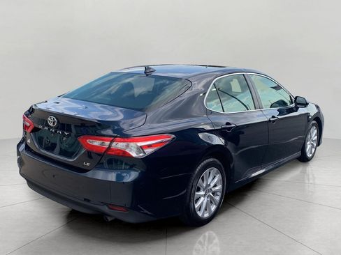 Used 2019 Toyota Camry LE FWD image 7