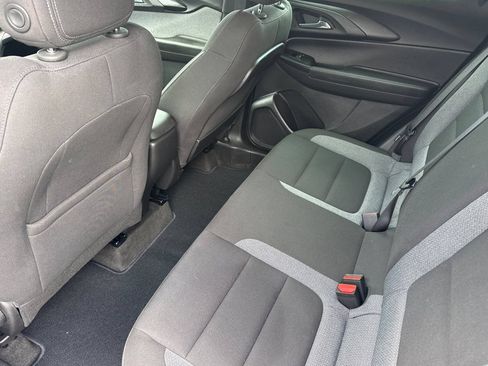 Used 2021 Chevrolet TrailBlazer LS FWD image 6