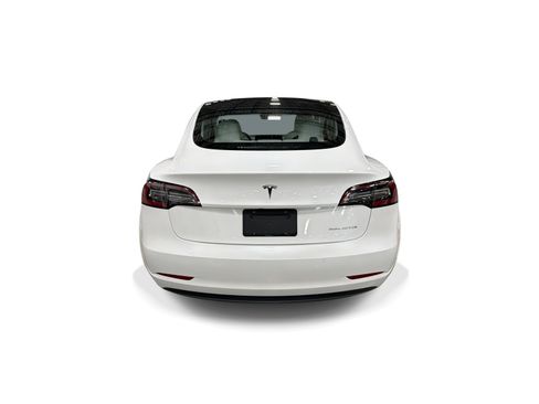 Certified 2022 Tesla Model 3 Long Range AWD/4WD image 5