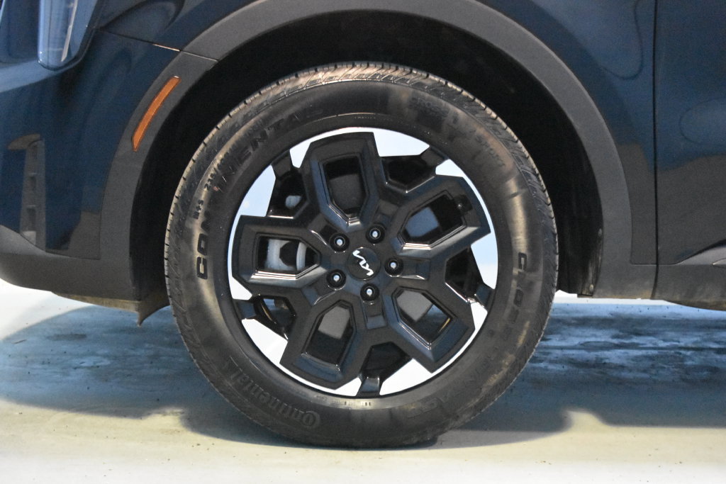 Used 2024 Kia Sorento S AWD/4WD image 27