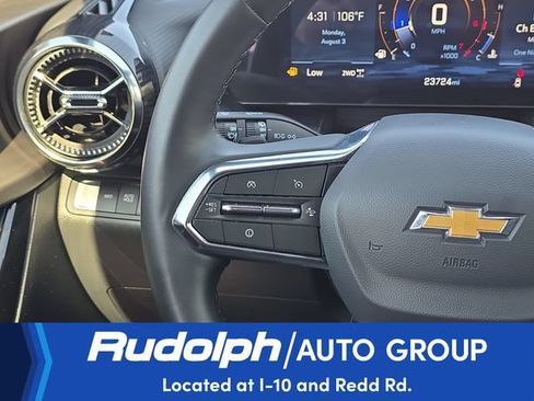 Used 2026 Chevrolet Equinox LT AWD/4WD image 16