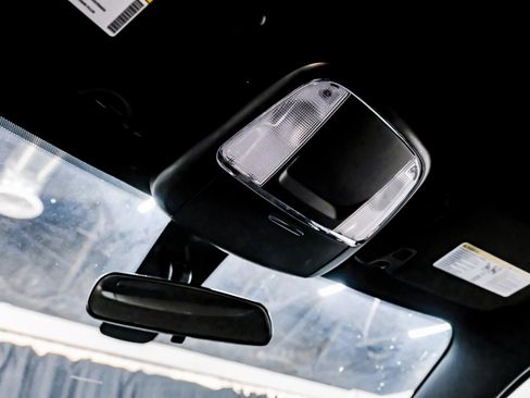 Used 2022 Dodge Charger SXT RWD image 40