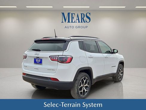 Used 2025 Jeep Compass Limited image 6