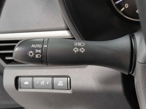 Used 2024 Nissan Altima 2.5 S AWD/4WD image 19