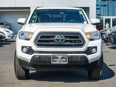 Used 2021 Toyota Tacoma SR5 image 2