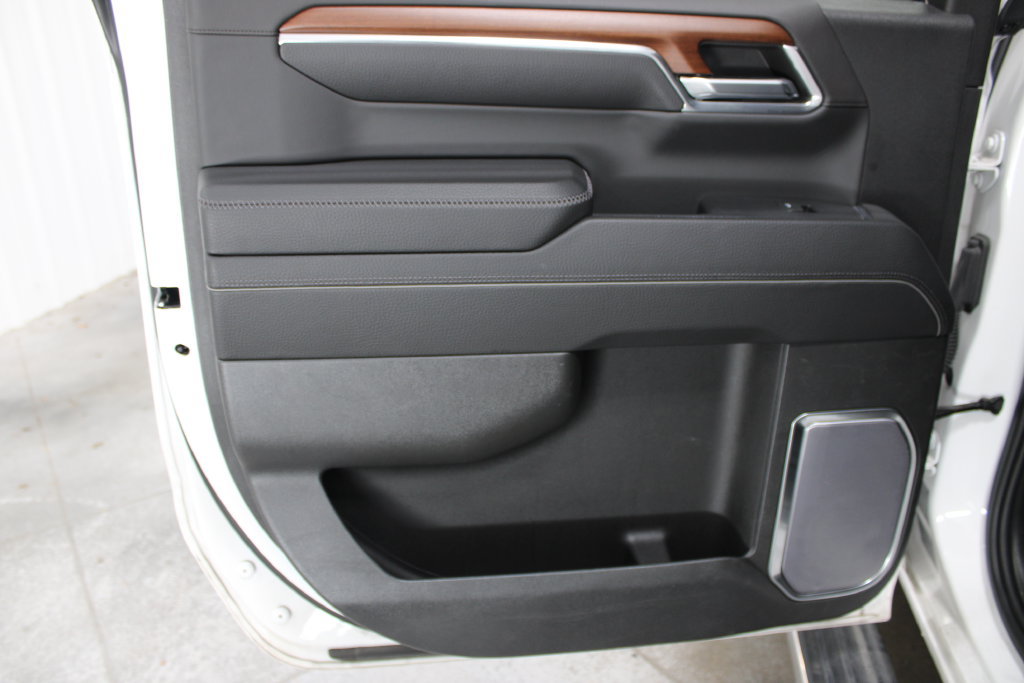 Used 2023 GMC Sierra 1500 Denali AWD/4WD image 26