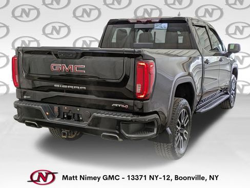 Used 2021 GMC Sierra 1500 AT4 w/ AT4 Premium Package AWD/4WD image 3