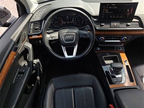 Certified 2023 Audi Q5 2.0T Premium w/ Convenience Package image 12