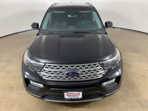 Used 2023 Ford Explorer Limited w/ Equipment Group 301A image 4