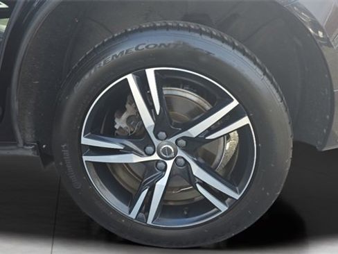 Used 2018 Volvo XC60 T6 R-Design w/ Convenience Package image 22