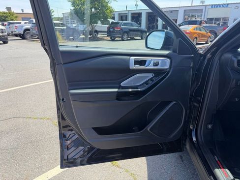 Used 2023 Ford Explorer ST w/ Equipment Group 401A AWD/4WD image 13