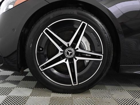 Used 2025 Mercedes-Benz C 300 4MATIC Sedan image 36