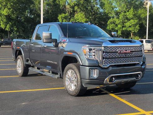 Used 2020 GMC Sierra 2500 Denali w/ Denali Ultimate Package AWD/4WD image 9