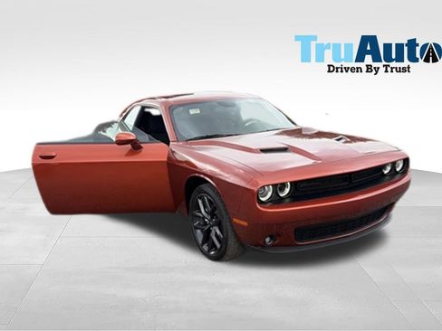 Used 2023 Dodge Challenger SXT w/ Blacktop Package RWD image 9
